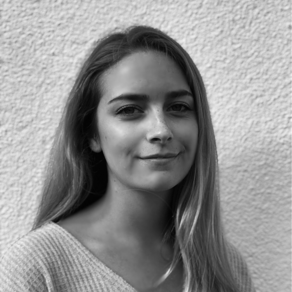 Meet your Posher, Dana